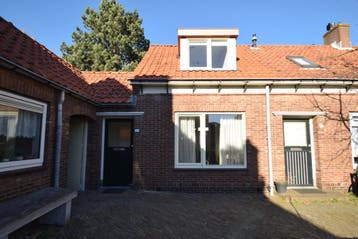 Huis te huur aan Grensstraat in Beverwijk, Tussenwoning, Noord-Holland