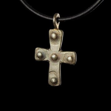 Middeleeuwen, kruisvaardersperiode Zilver Tempelierskruis, Sieraden, Tassen en Uiterlijk, Antieke sieraden