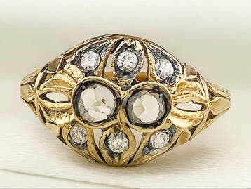Zonder minimumprijs - Ring - 9 kt. Geel goud, Zilver Diamant, Nieuw
