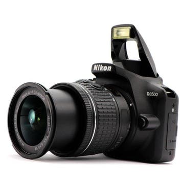 Nikon D3500 + AF-P 18-55/3.5-5.6G VR #CAMERA OF THE YEAR, Nieuw