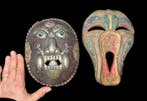 Curiosity cabinet : 2 good traditionnal wood mask from Asia