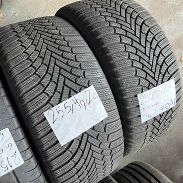 2 x Bridgestone Blizzak 255-40-20 Winterbanden 7mm, Gebruikt, 255 mm, Band(en), Personenwagen