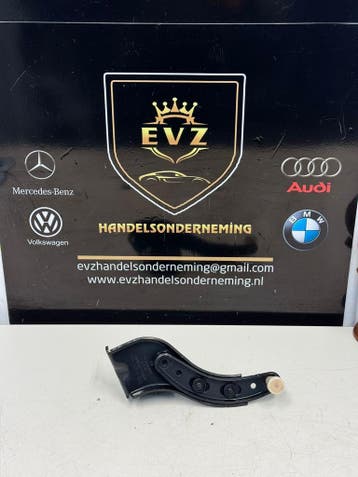 VW Caddy 2K rolgeleiding schuifdeur rechts bj2013 2K0843436B, Auto-onderdelen, Gebruikt, Rechts, Volkswagen