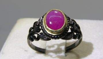 Robijn ring - Hoogte: 24.2 mm - Breedte: 19.9 mm- 3.3 g -