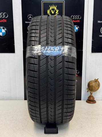 1 stuk 225/45R17 inch All-Seasons band Vredestein Quatrac, Gebruikt, 17 inch, All Season, Band(en)