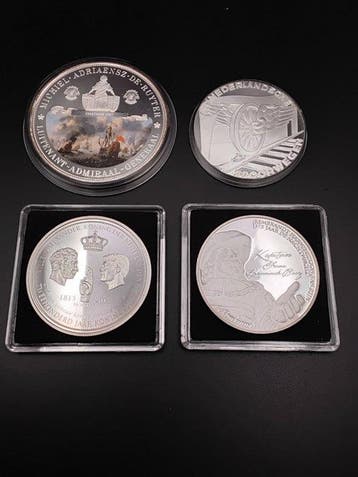 Nederland. Lot van 4 verzilverde herdenkingsmedailles -