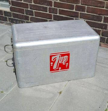 7UP Koelbox Aluminium - Origineel, Verzamelen, Automaten | Overige, Ophalen, Gebruikt