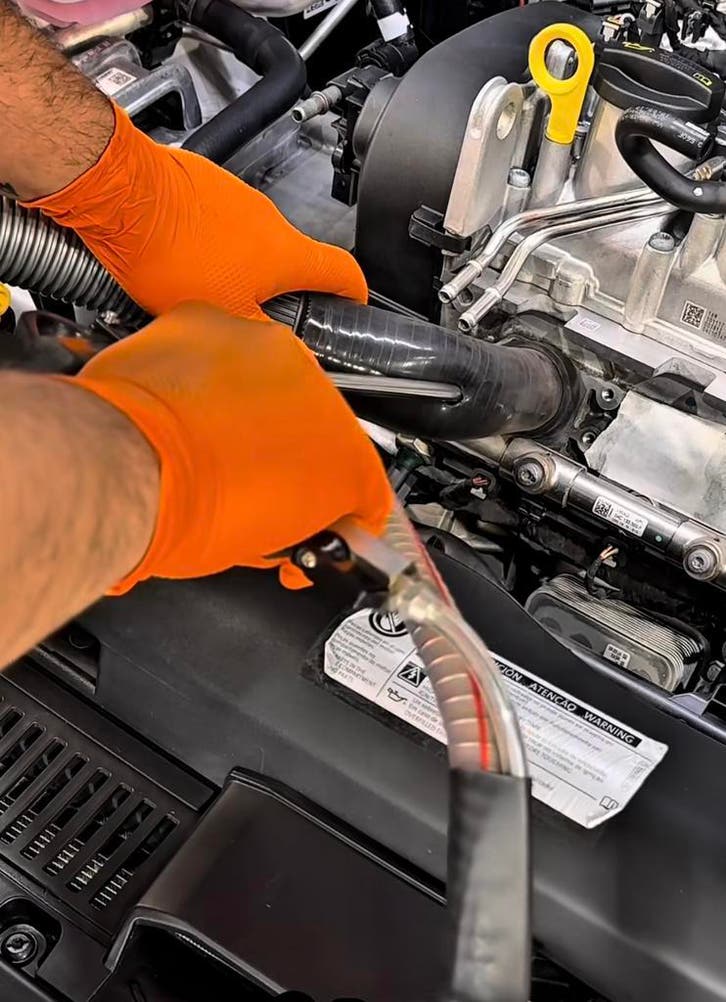 Inlaatkleppen reinigen,Walnut blasting VW,Audi,Seat,Skoda, Diensten en Vakmensen, Auto en Motor | Monteurs en Garages, Onderhoudsbeurt