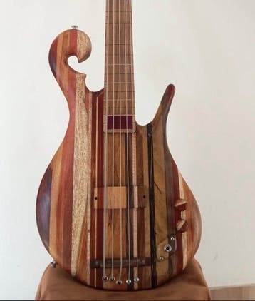Bassovarius - - Elektrische basgitaar - Colombia - 2025, Nieuw