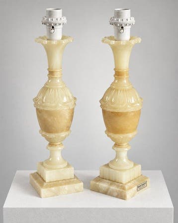 Lamp - alabaster - Twee Italiaanse lampvoeten