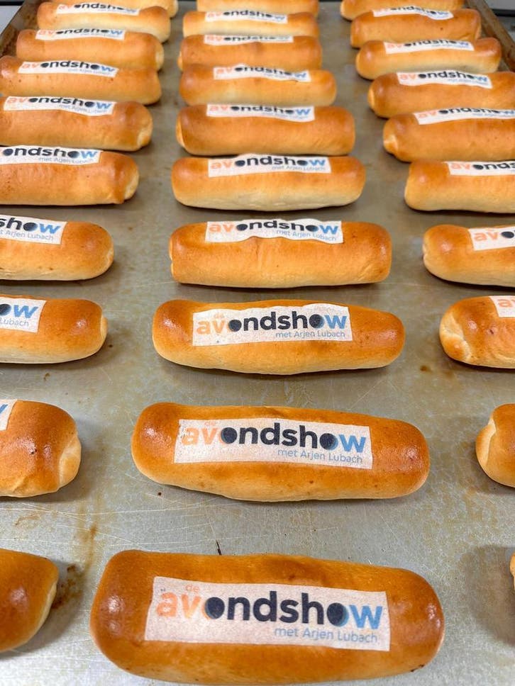 Worstenbroodjes met uw eetbaar bedrijfslogo, v.a. €100, Diensten en Vakmensen, Promotie- en Reclamebureaus, Promotiewerk