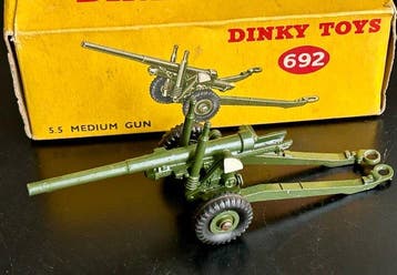 Dinky Toys - Modelauto - Dinky Toys 692 5.5 Medium Gun -, Nieuw