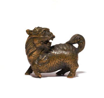 Kirin: mythisch wezen netsuke - Hout, Bukshout - Japan -