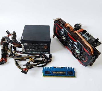 4 Component-MotherBoard+16gbRam+coolermaster750w+Video card, Nieuw