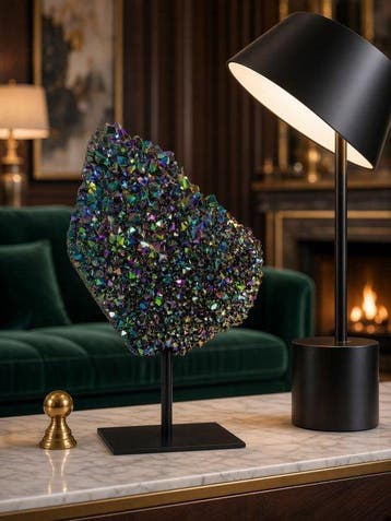 Rare Titanium Aura Agaat Geode op standaard Kristal -
