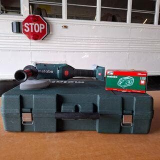 Accu haakse slijper Metabo, WPB 36 LTX BL230, bouwjaar 20, Nieuw
