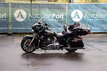 Veiling: Motor Harley-Davidson ULTRA CLASSIC Benzine 2016 (M, Chopper