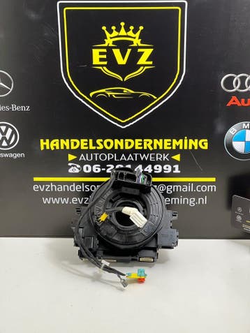Toyota RAV4 Hybrid klokveer airbag bj.2020 artnr. 12160, Gebruikt, Toyota