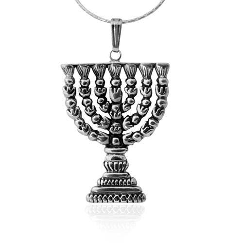 Menorah hangertje, wat groter zilveren Menorah hangertje..., Sieraden, Tassen en Uiterlijk, Bedels