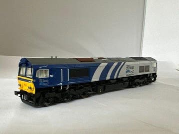 Mehano H0 - T274 - Diesellocomotief (1) - Class 66 GM EMD, Nieuw