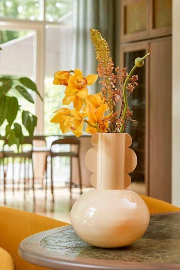 2dekans | Mica Decorations Boyd Vaas - H36 x Ø25 cm - Metaal, Ophalen of Verzenden, Zo goed als nieuw, Beige