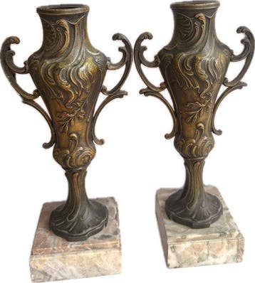 Pair of Vases - Vaas - Zinklegering, Antiek en Kunst