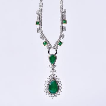 Halsketting - 18 karaat Witgoud Smaragd - Diamant - ALGT, Sieraden, Tassen en Uiterlijk, Kettingen, Nieuw