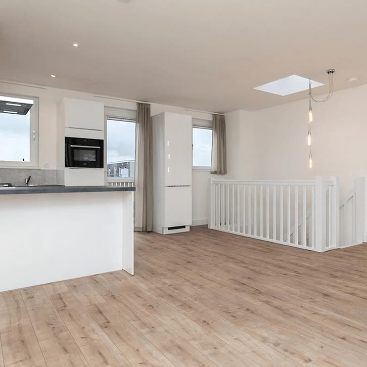 Appartement in Amsterdam gevonden voor €2250,- pm, Huizen en Kamers, Huizen te huur, Direct bij eigenaar, Amsterdam, Appartement