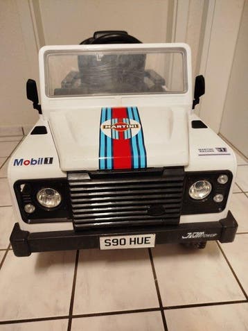 Land Rover Defender Martini Racing Pedal Car - Trapauto