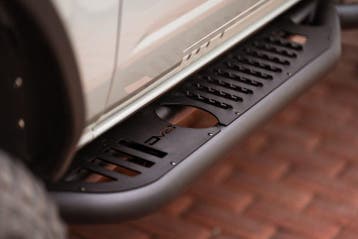 DV8 Offroad 21-22 Ford Bronco OE Plus Series Side Steps, Ophalen of Verzenden, Nieuw
