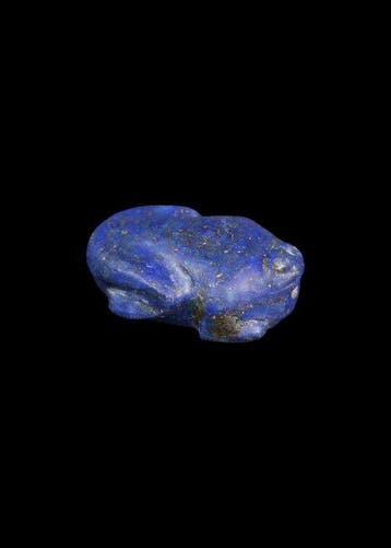 Oude Egypte, Ptolemeïsch lapis lazuli Kikkeramulet (Zonder