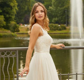 SALE TROUWJURKEN – NU VANAF €495!, Ophalen, Trouwjurk, Wit, Nieuw