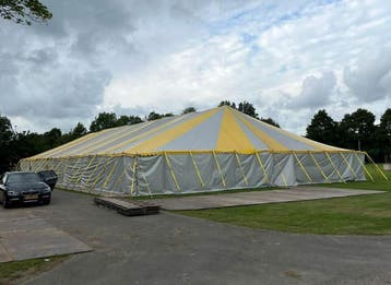 Feesttent 20x40m / Spantent / Circustent / Verhuur, Partytent, 6 meter of meer, Zo goed als nieuw, 8 meter of meer