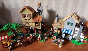 LEGO Icons Middeleeuws stadsplein 10332, Verzenden, Lego, Zo goed als nieuw, Icons