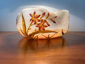 Vaas - Glas - Daum-coupe met lelies