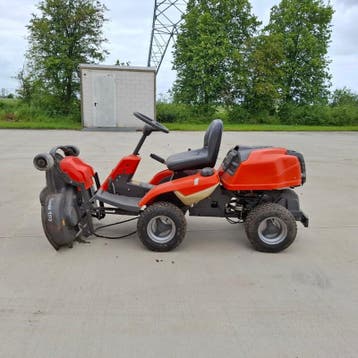 Zitmaaier Husqvarna, R216, bouwjaar 2012, Nieuw