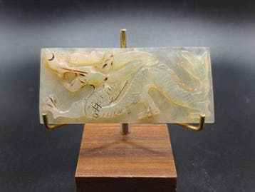 Oude Serpentine Group Draak-amulet - Hoogte: 87.95 mm -