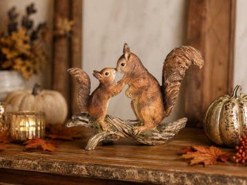 Beeldje - Squirrel - Hars