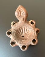 Oud-Romeins, Keizerrijk Terracotta olielamp