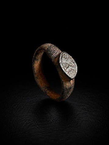 Middeleeuws Brons Ring - 12e tot 15e eeuw na Chr. (Zonder
