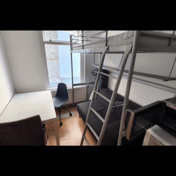 Studio gevonden in of bij Leeuwarden, Huizen en Kamers, Minder dan 20 m²