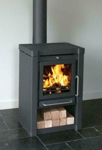 RENY RETRO HOUTKACHEL MET MODERNSTE VERBRANDINGS TECHNIEKEN, Verzenden, Vrijstaand, Hout, Nieuw