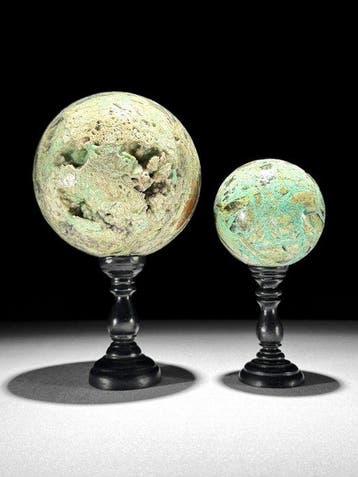 GEEN RESERVEPRIJS - Prachtig paar groene smithsoniet Sferen