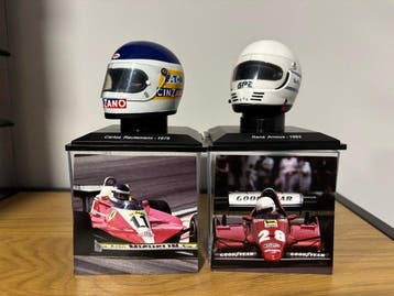 Spark 1:5 - Model raceauto (2) - Ferrari Helmets Drivers, Nieuw