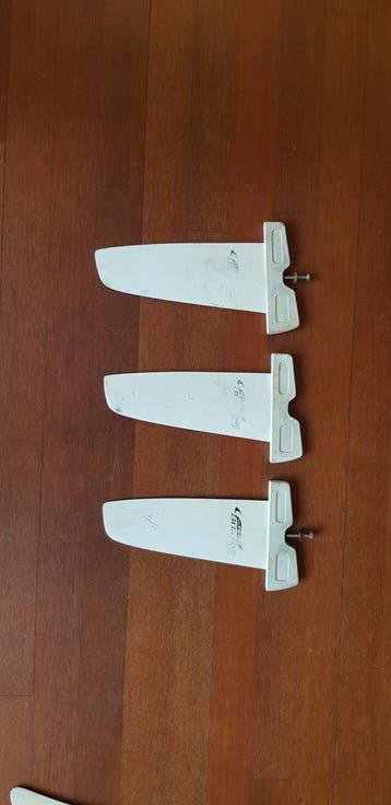 Windsurf vinnen €5 / stuk, Watersport en Boten, Windsurfen, Verzenden, Gebruikt, Vin, Met vin(nen)