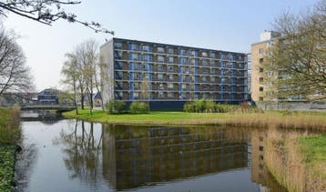Te Huur 4 Kamer Appartement Plutostraat In Alphen aan den Ri, Huizen en Kamers, Direct bij eigenaar, Alphen aan den Rijn, Appartement