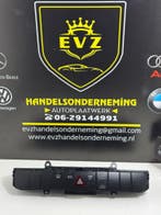 Mercedes Sprinter Paniekverlichtings schakelaar bj.2016, Gebruikt, Mercedes-Benz