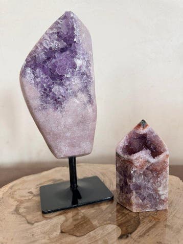 amethist Kavel met verschillende items- 1257 g - (1)