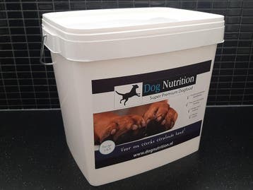 Dog Nutrition superpremium hondenbrokken vs Royal Canin, Verzenden, Hond