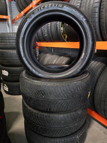 4x Michelin Pilot Alpin 5 245/45 R19 102V M+S Winterbanden, 19 inch, 245 mm, Nieuw, Band(en)